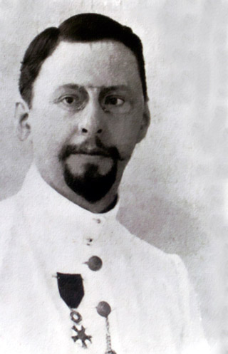 Adrien Bonhoure gouverneur de La Réunion