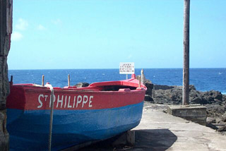 Barque canot marine de Saint-Philippe La Réunion