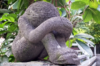 Sculpture en Basalte îlet Furcy La Réunion.